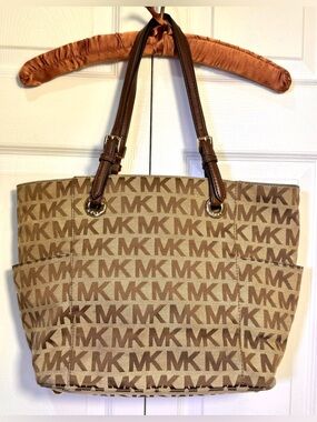 Michael Kors Signature MK Tote Shoulder Bag Medium Brown